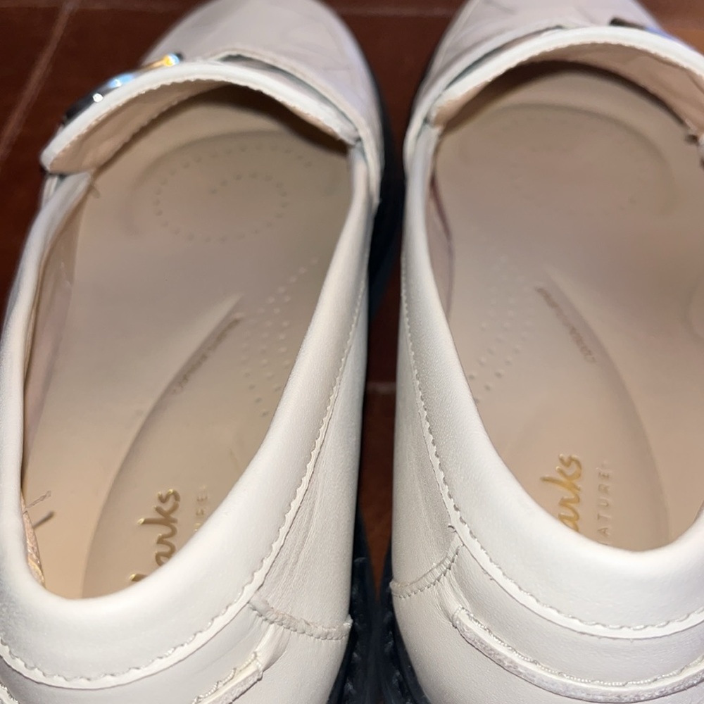 Clarks loafer 8.5 - Picture 5 of 10